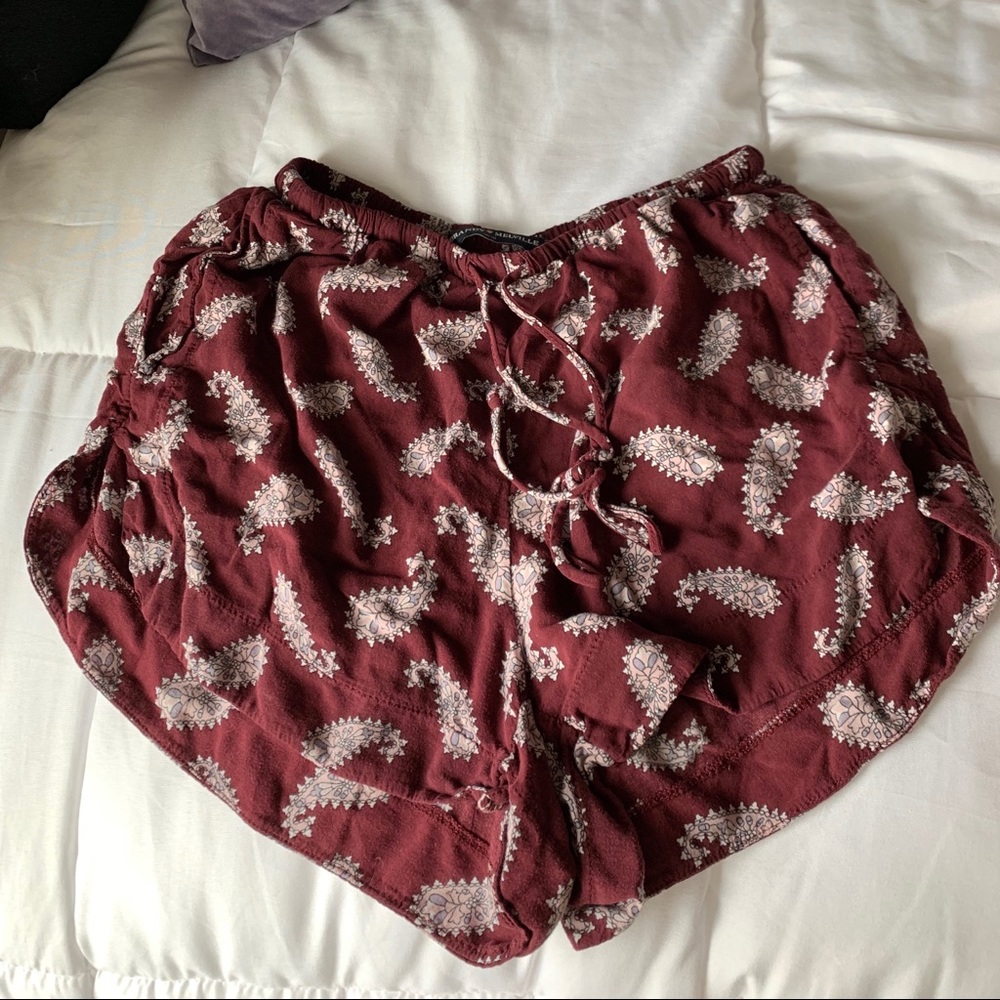Brandy Melville shorts small
